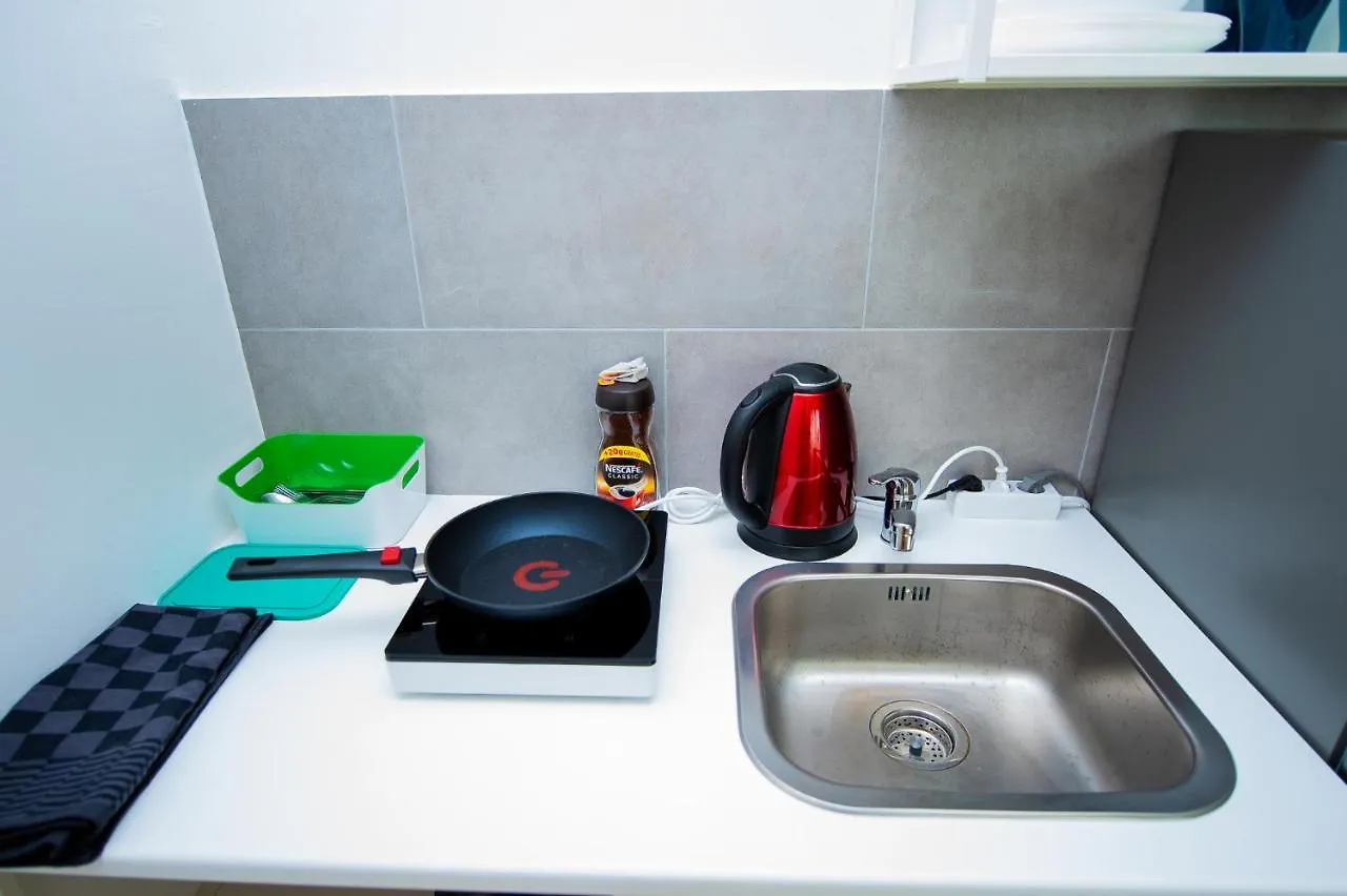 Modern Living Studio Kueche Netflix Inklusive Top Lage Nuremberg Germany