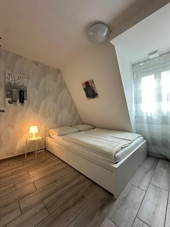 Modern Living Studio Kueche Netflix Inklusive Top Lage Νυρεμβέργη Γερμανία