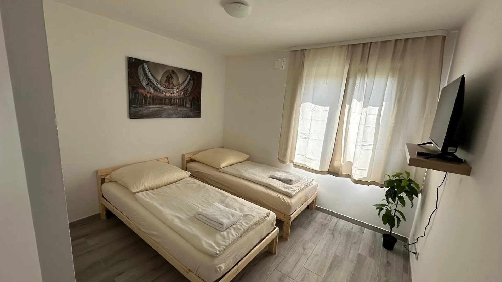 Guest house Modern Living Studio Kueche Netflix Inklusive Top Lage Nuremberg