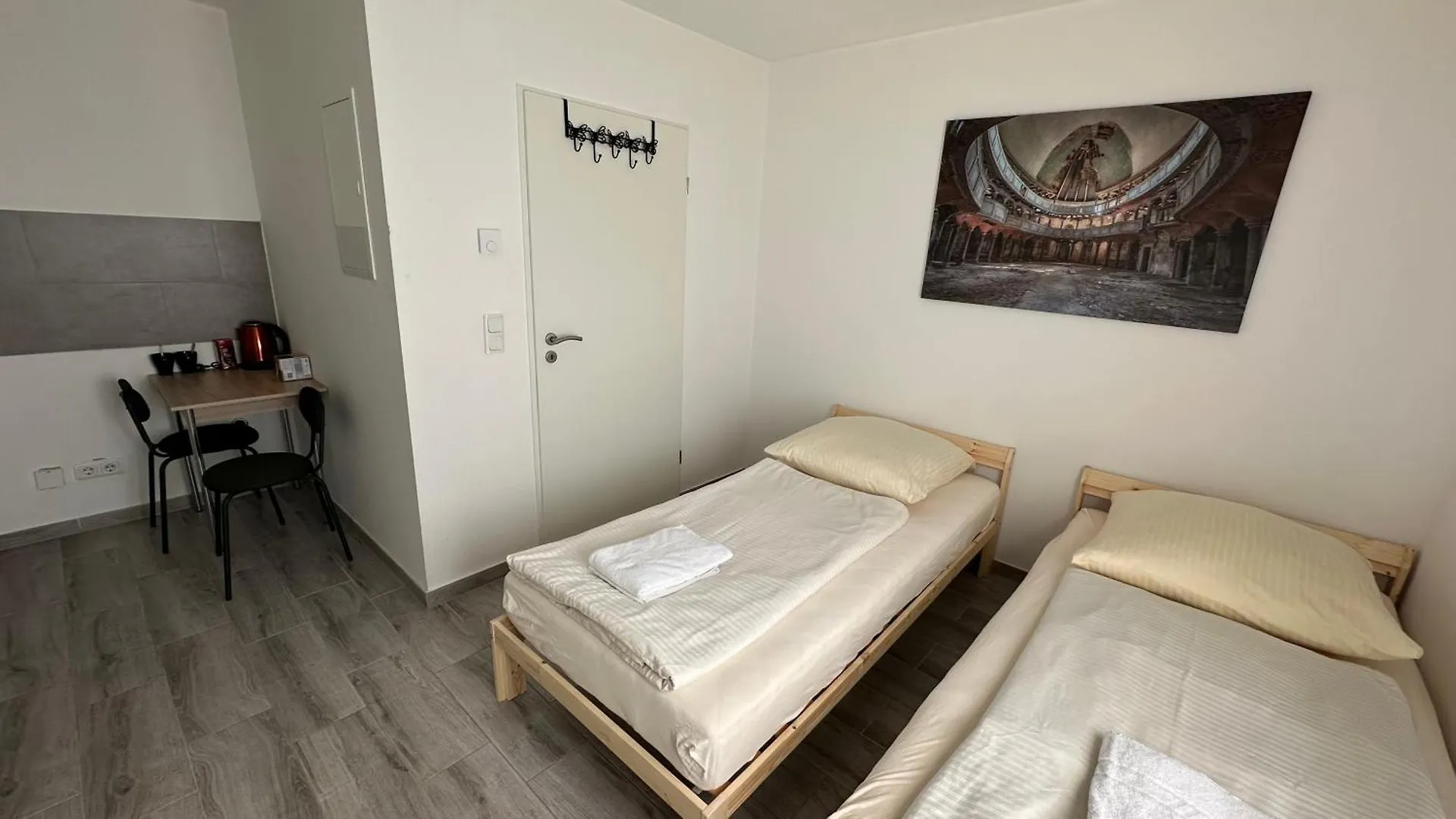 Modern Living Studio Kueche Netflix Inklusive Top Lage Nuremberg Germany