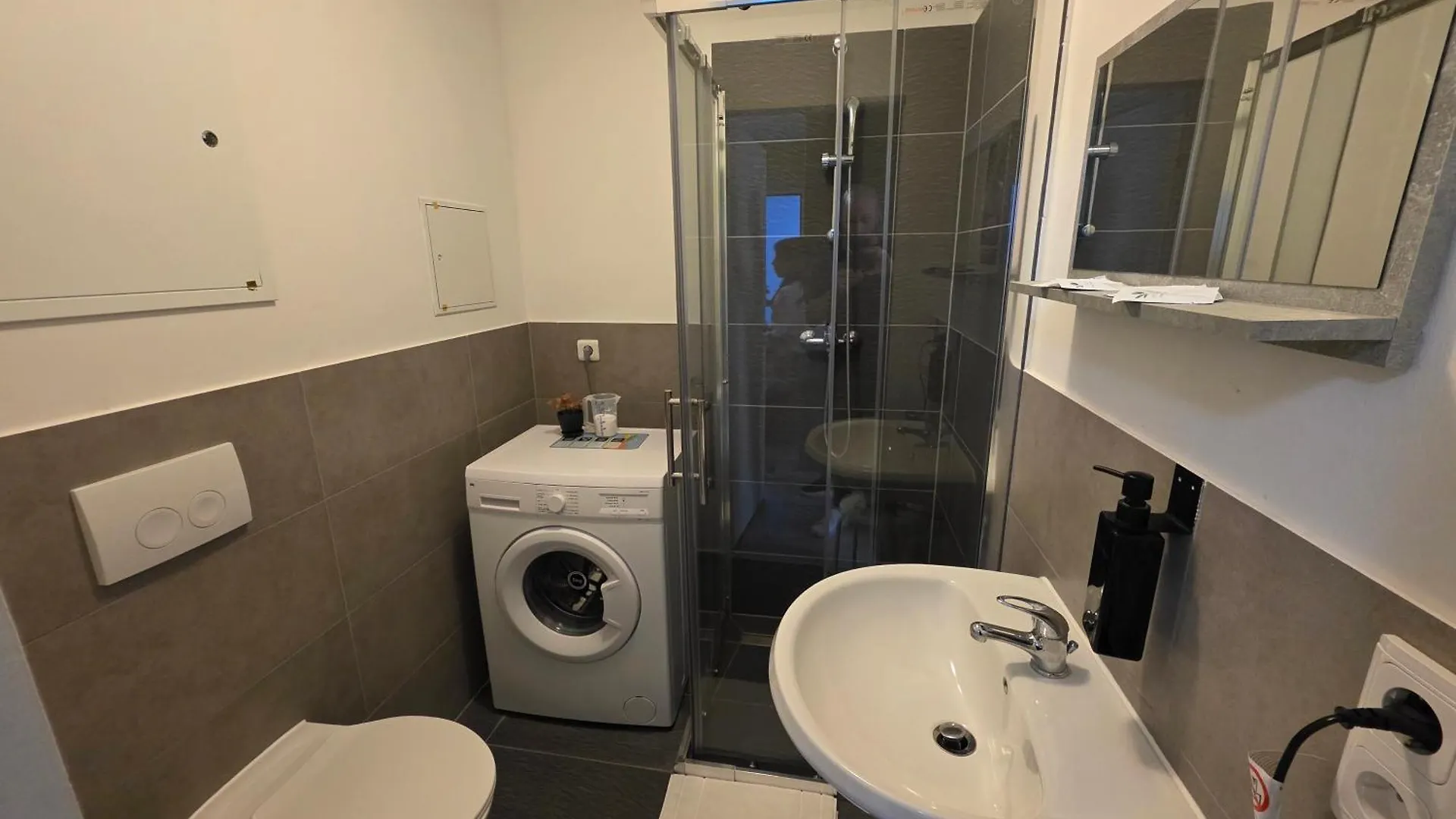 Maison d'hôtes Modern Living Studio Kueche Netflix Inklusive Top Lage Nuremberg Allemagne